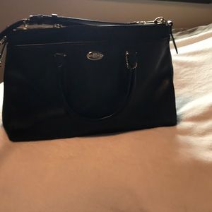 Coach leather bag 15x8.5 inched. No flaws